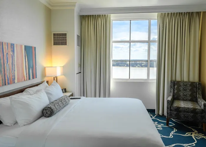 Bally'S Evansville Casino & Hotel