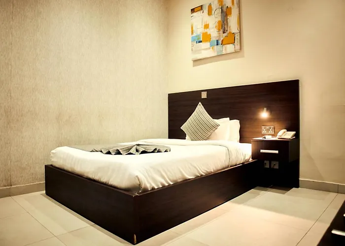 Midindi Hotel