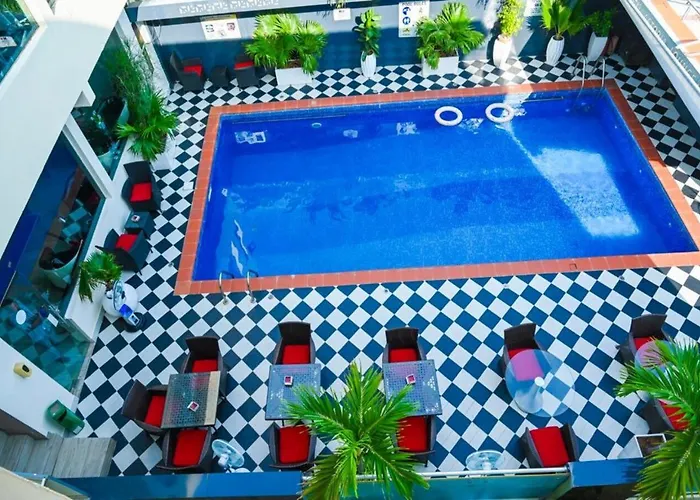 Parkview Astoria Hotel