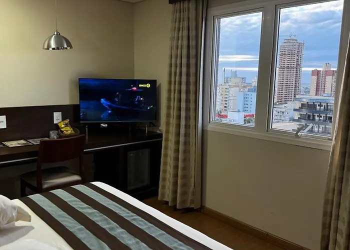 Hotel Maestro Premium Cascavel
