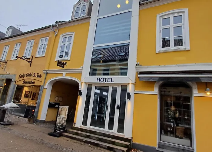 Blue Double Room 6 On Pedestrian Street Saeby