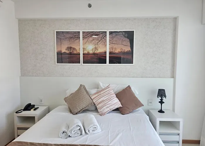 Flat Confortavel, Grande E Completo Para Familia Ou A Trabalho, Ao Lado Dos Ministerios E Esplanada, Lazer Completo E Academia, Em Saint Moritz Brasilia Hotel