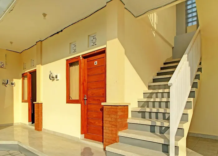Oyo 92952 Nirmala Guest House
