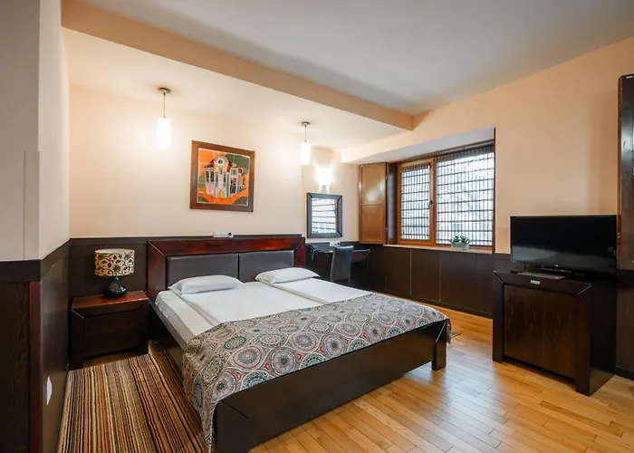 Hotel Ego - Parking Available - Top Central Location