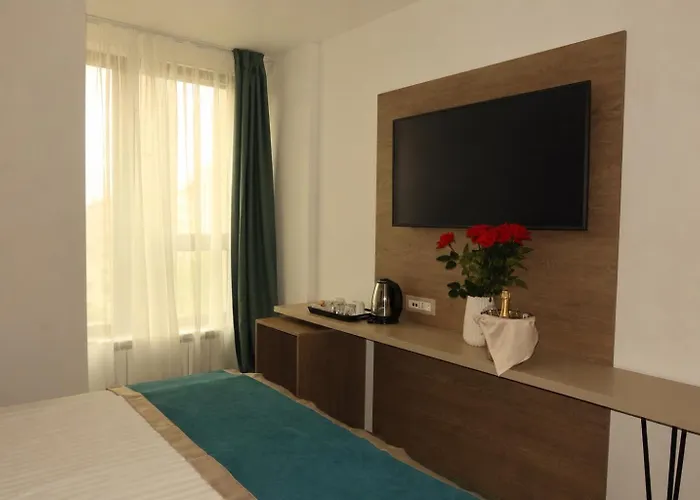 Central Plaza Hotel