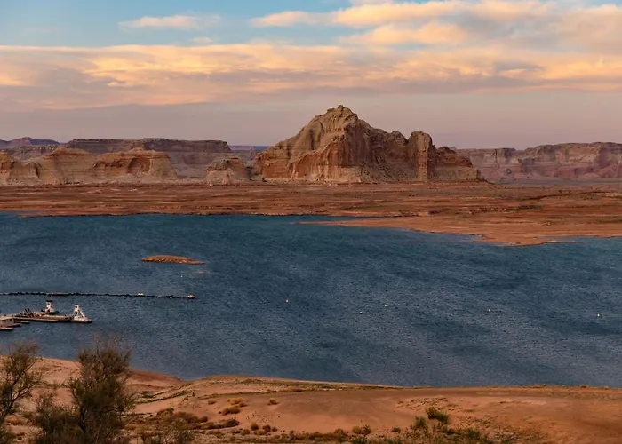 Lake Powell Resort