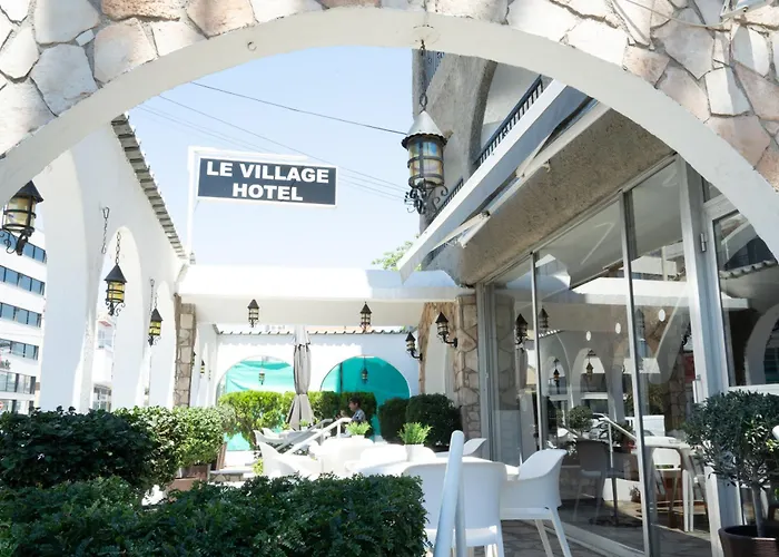 Le Village Hotel
