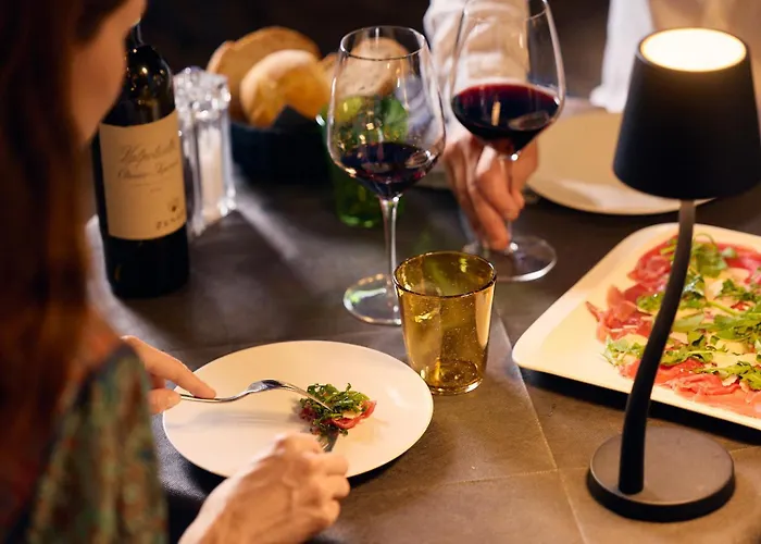 Rolly - Rooms & Restaurant