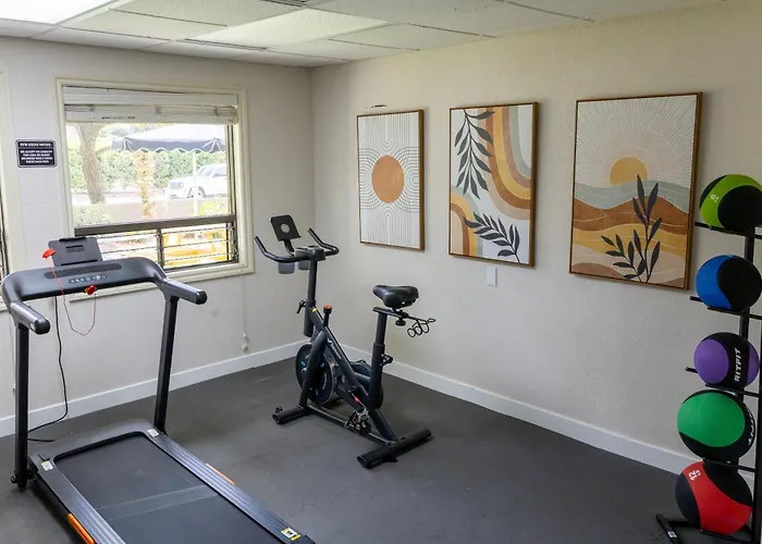 The Alcala Hotel Mission Valley Seaworld