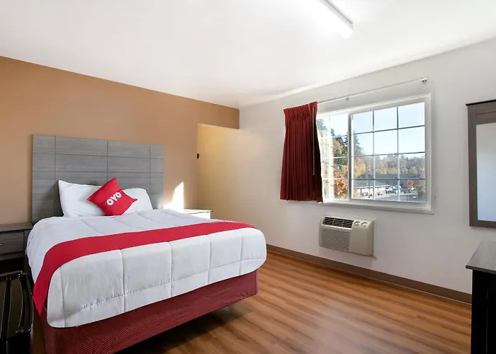 Oyo Hotel Kalama