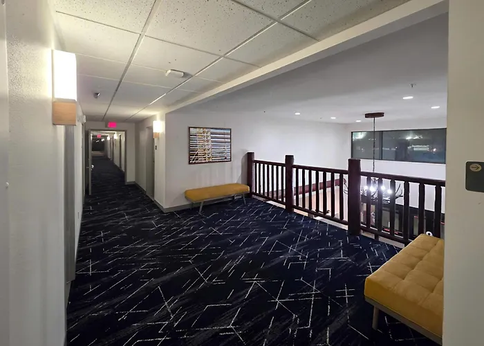 Comfort Inn & Suites Summerset - North Rapid City