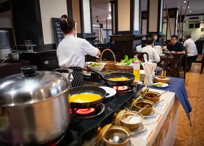 Pakse Hotel & Restaurant