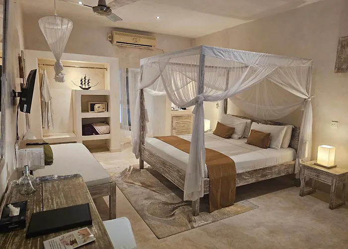 The Villa Luxury Suites Hotel