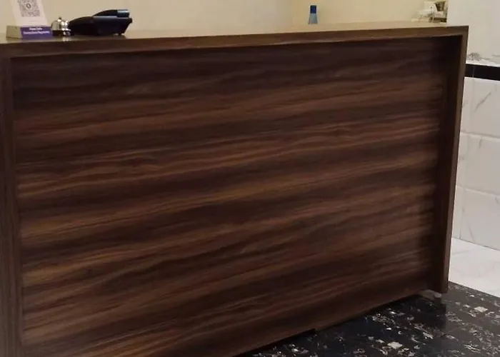 Hotel O Hansh Residency