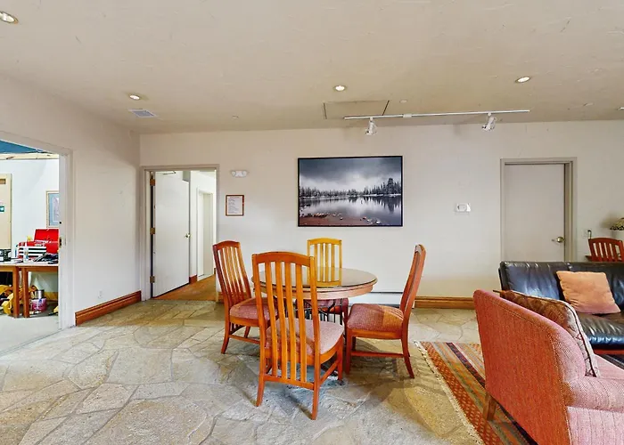 Gateway Studio Getaway