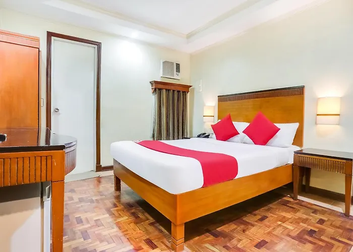 Super Oyo 406 Royale Parc Inn & Suites