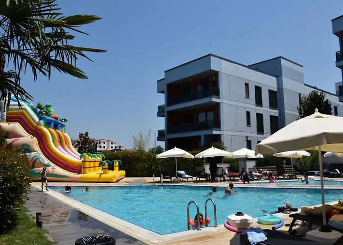 Green Hills Suites