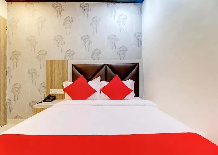Oyo Flagship Hotel Qubic