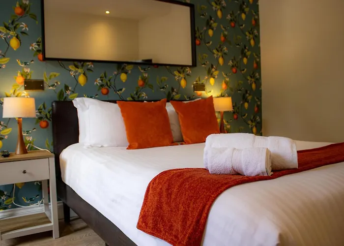 Orange Grove Hotel&Gardens