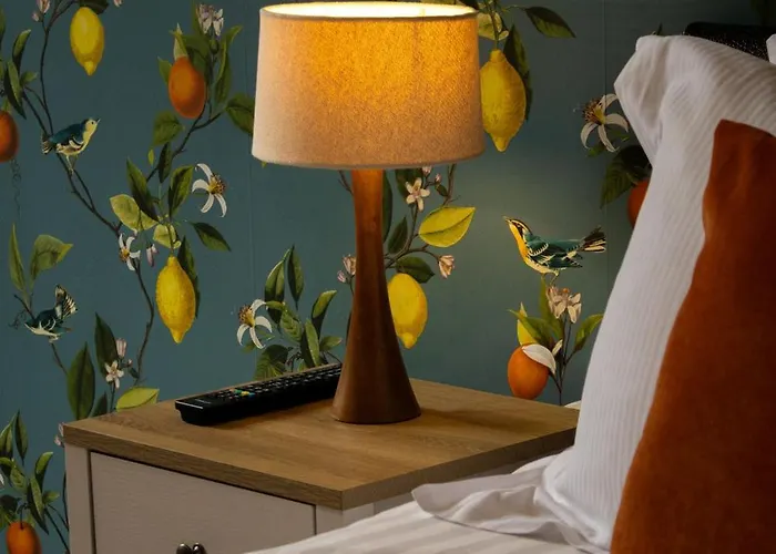 Orange Grove Hotel&Gardens