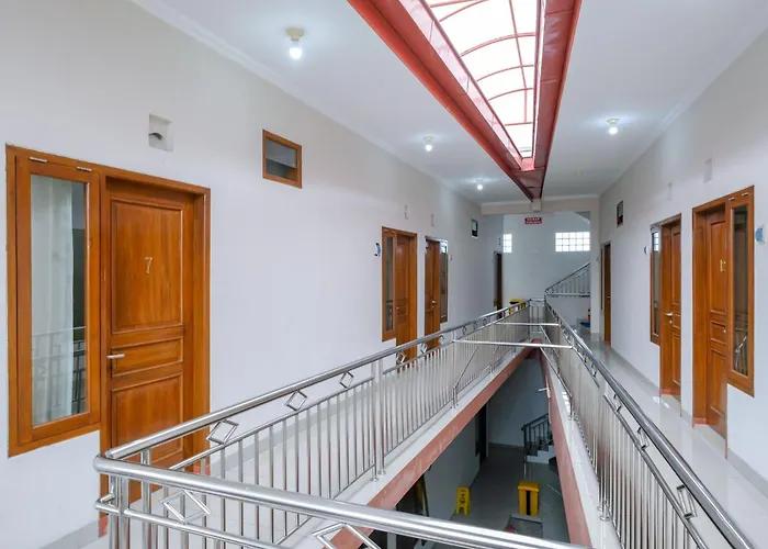 Reddoorz At Syariah House Purwokerto