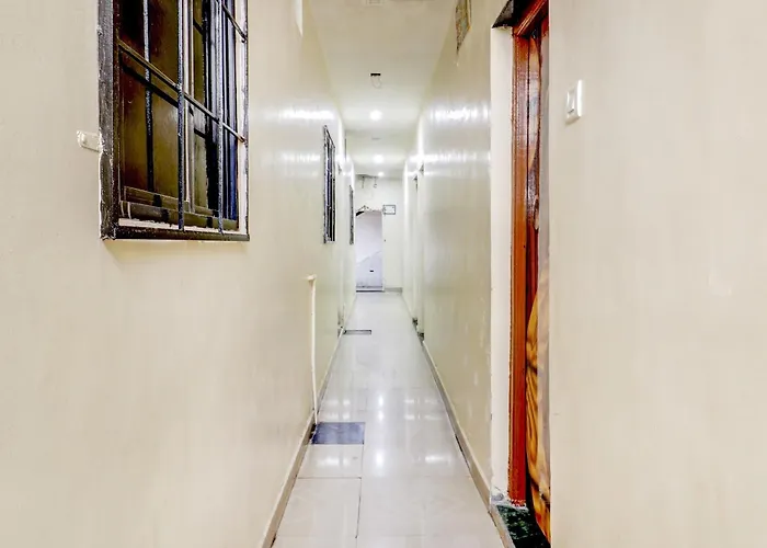 Spot On Vaibhav Residency