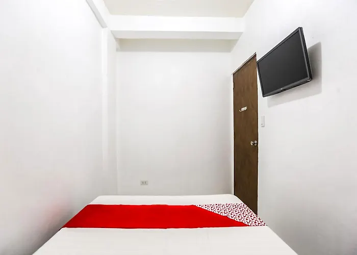 Oyo 736 Jade Apartelle