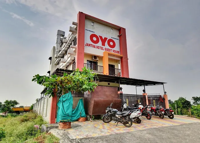 Oyo Flagship Jamtha Hotel Guest House