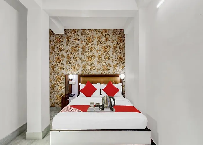 Hotel O Starlight Guest House