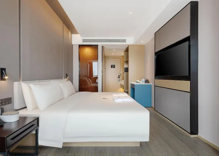Atour Hotel Xishuangbanna Jinghong Gaozhuang Starlight Night Market