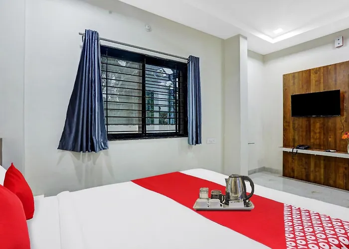 Hotel O Aashirwad
