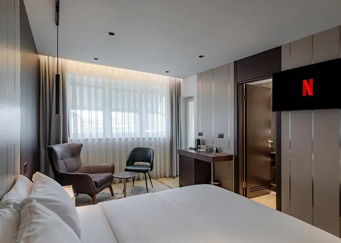 Emery Hotel