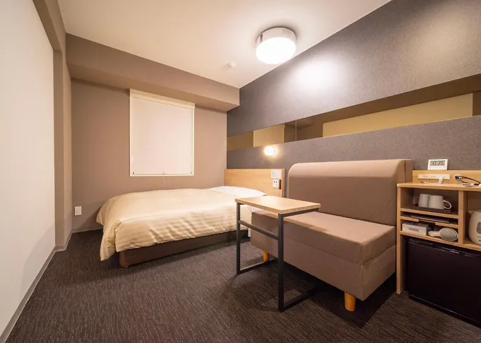 Super Hotel Kanku Kumatoriekimae