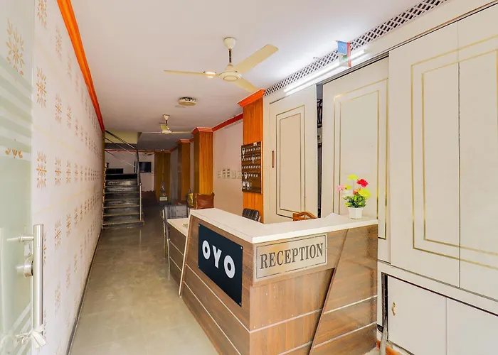 Collection O New Royal Plaza Nampally