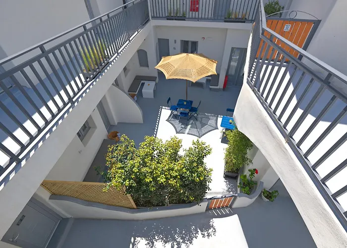 Tatakis Design Hotel, Fira