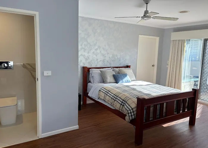 Guest Ensuite Room With Private Entrance