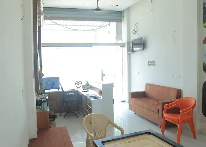 Hotel Mayur Residency