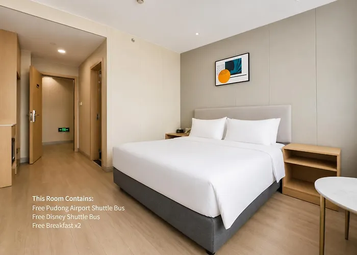 Shanghai Joyful Yard Hotel