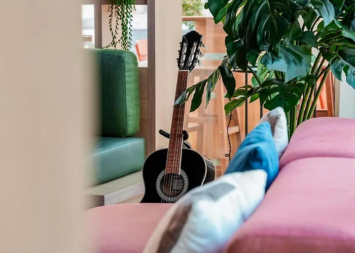 ibis Martigues Centre