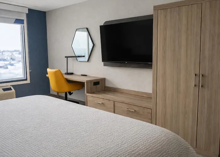 Holiday Inn Express & Suites Timmins By Ihg