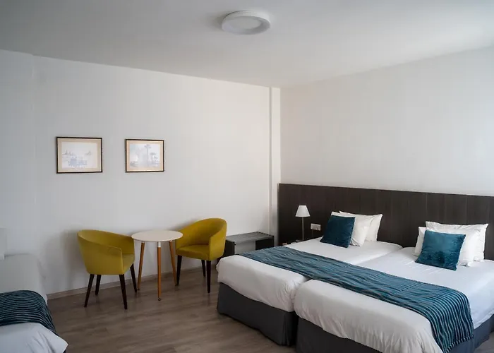 Mikes Kanarium City Hotel