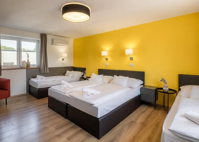 171 Hotel Hegyeshalom