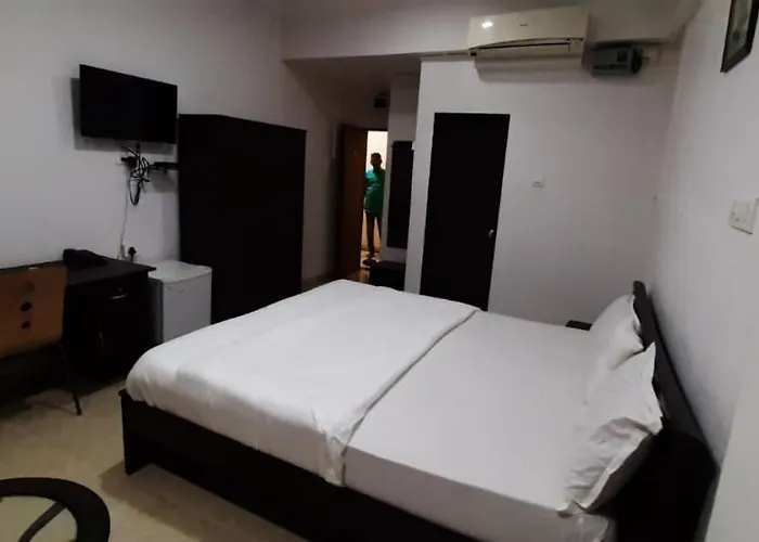 Hotel O Konkan House