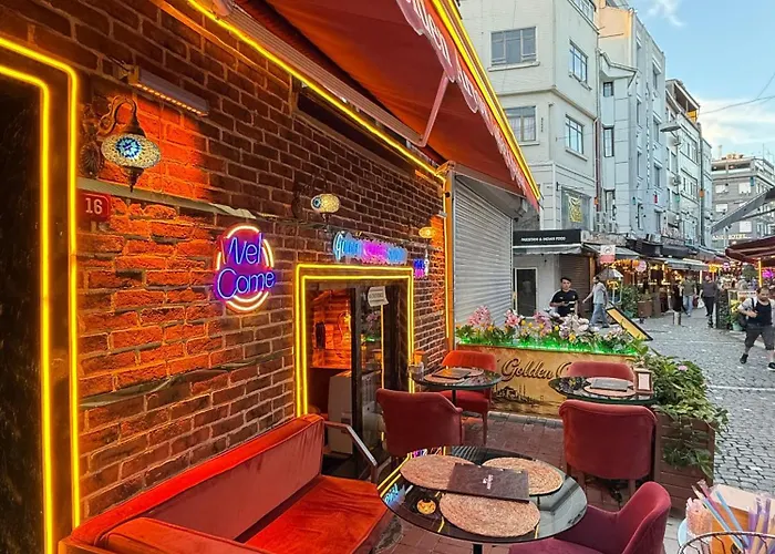 Golden Arrow Hotel