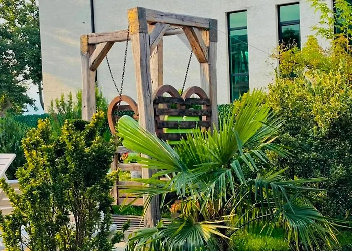 Green Hotel Ang