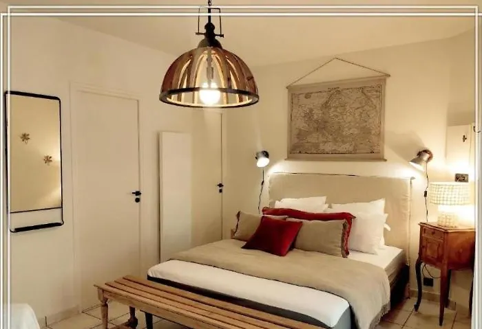 APPART HOTEL Place des Jolis Rêves