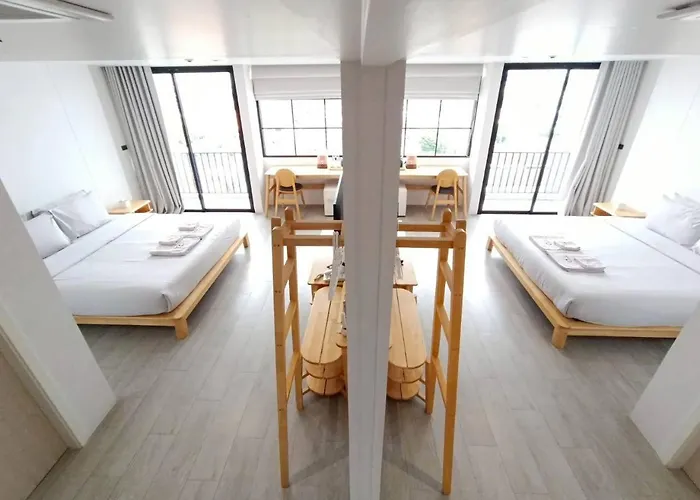 Tassanaplace Boutique Hotel (ฺBansuan)