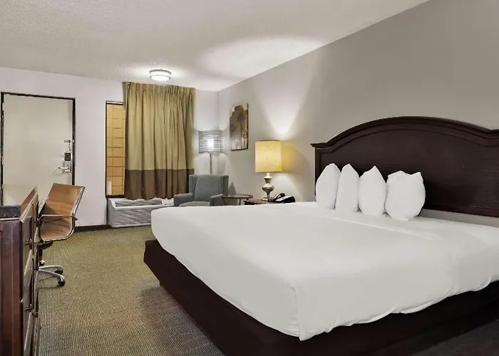 Rodeway Inn Lumberton Central