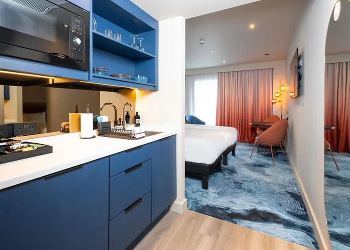 Ibis Styles Burton On Trent- Hotel & Suites