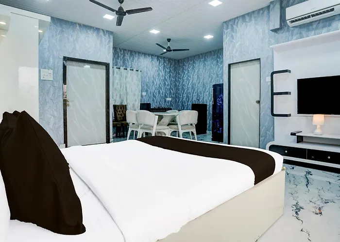 Fabhotel Hans Residency